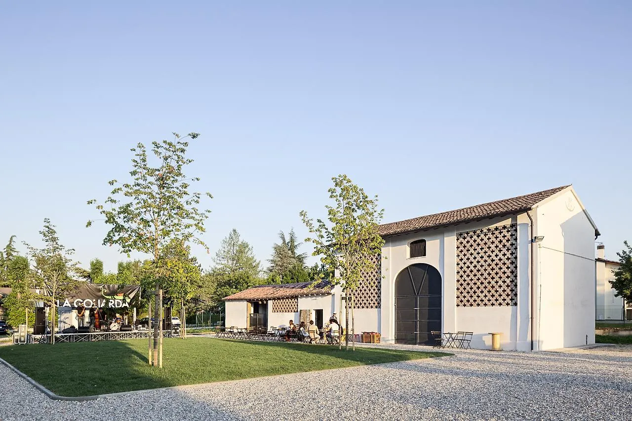 Cascina La Goliarda Hostel Curtatone