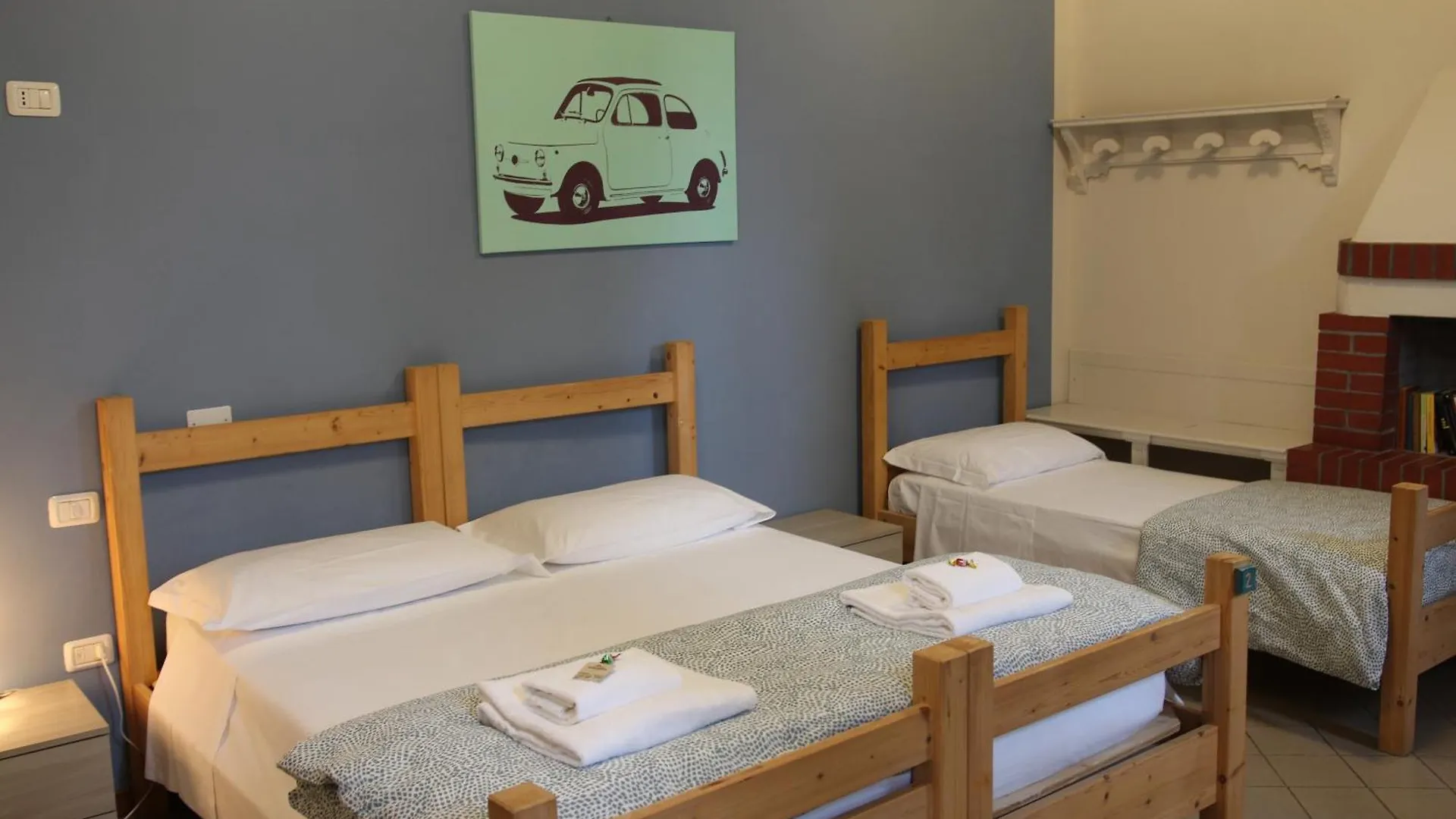 Cascina La Goliarda Hostel Curtatone Italy