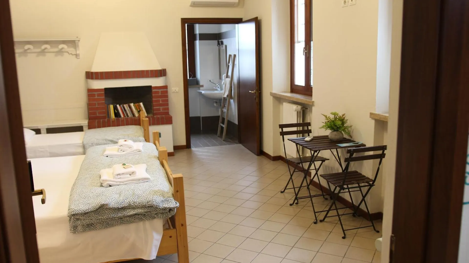 Cascina La Goliarda Hostel Curtatone